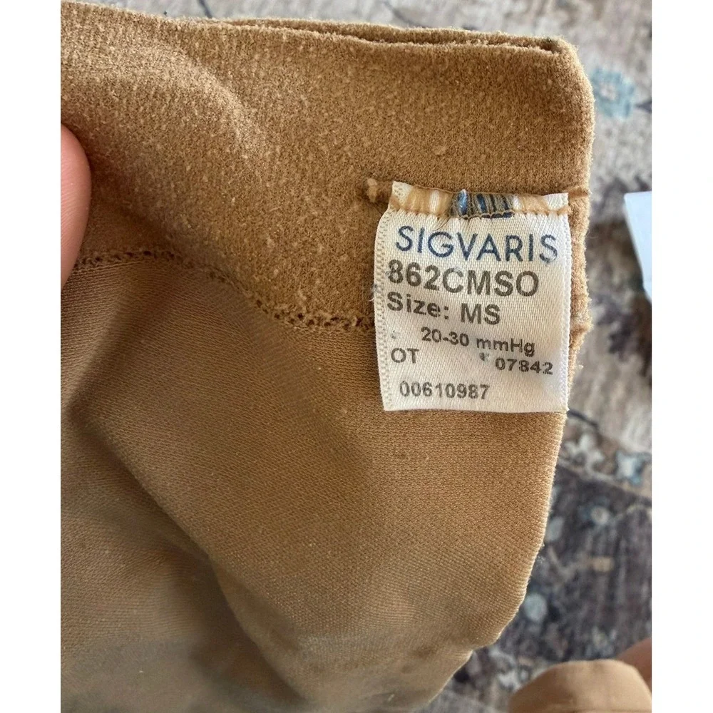 SIGVARIS Men's & Women's Essential Knee High Crispa Opaque Socks‎ MS 20-30mmHg